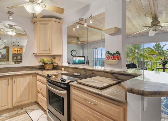 Property at 87-561 Farrington Hwy #318, Waianae, HI 96792, 1 bed, 1 bath