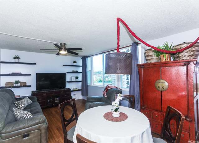 Property at 5210 Likini St #1001, Honolulu, HI 96818, 3 beds, 1.5 baths
