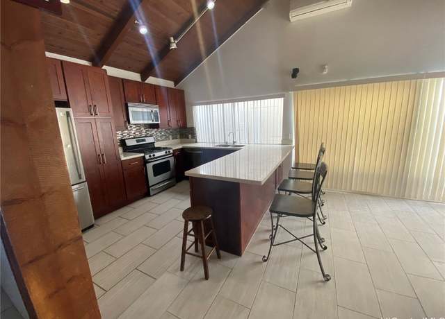 Property at 94-1137 Manino Pl, Waipahu, HI 96797, 2 beds, 2 baths