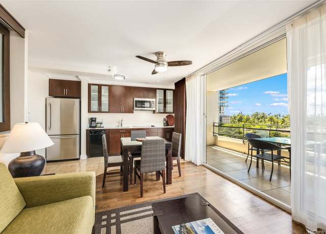 Property at 255 Beach Walk #62, Honolulu, HI 96815, 1 bed, 1 bath