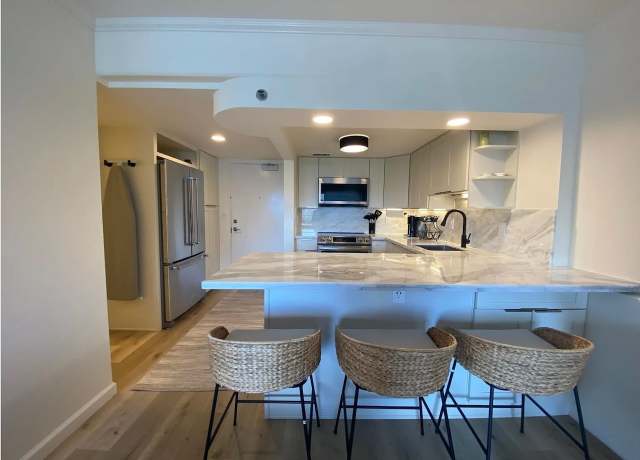 Property at 1777 Ala Moana Blvd #901, Honolulu, HI 96815, 1 bed, 1 bath