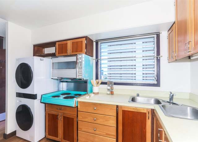Property at 1658 Liholiho St #604, Honolulu, HI 96822, 1 bed, 1 bath