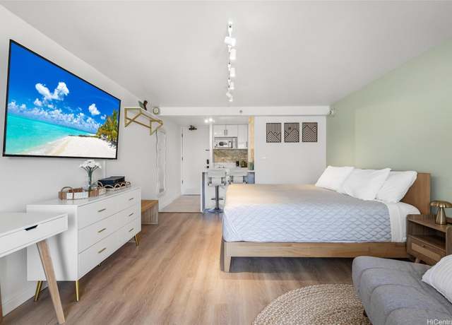 Property at 445 Seaside Ave #1617, Honolulu, HI 96815, 1 bath