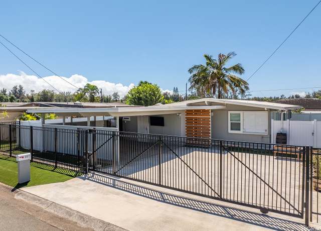 Property at 914 Lemiwai St, Wahiawa, HI 96786, 3 beds, 2 baths
