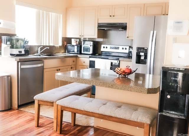 Property at 91-1025-B Hoomaka St #76, Ewa Beach, HI 96706, 3 beds, 2.5 baths