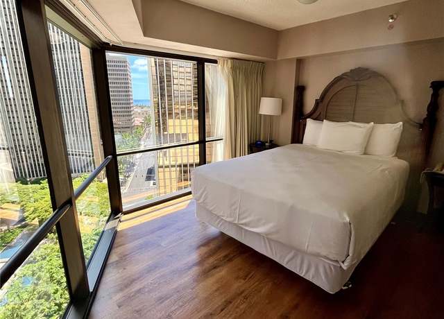 Property at 1088 Bishop St #1607, Honolulu, HI 96813, 1 bed, 1 bath