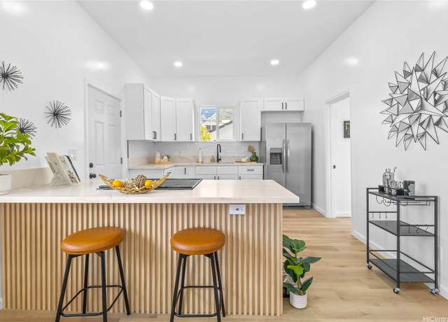 Property at 87-2204 Farrington Hwy, Waianae, HI 96792, 3 beds, 1.5 baths