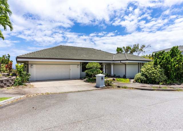 Property at 1007 Hanohano Way, Honolulu, HI 96825, 3 beds, 3 baths