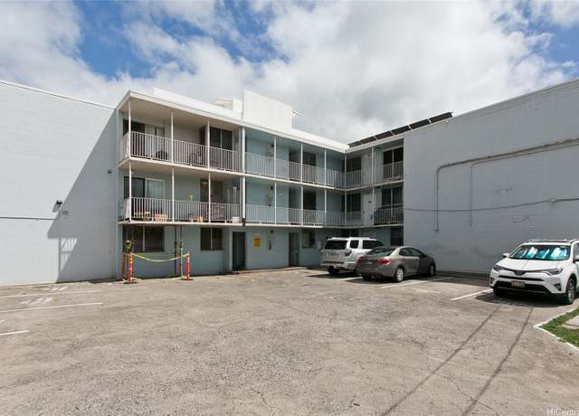 Property at 94-133 Pupupuhi St #302, Waipahu, HI 96797, 3 beds, 3 baths