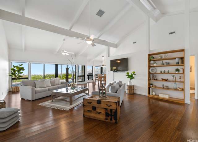 Property at 7440 Kamehame Pl, Honolulu, HI 96825, 4 beds, 2.5 baths