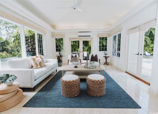 Property at 769 Elepaio St, Honolulu, HI 96816, 4 beds, 4.5 baths