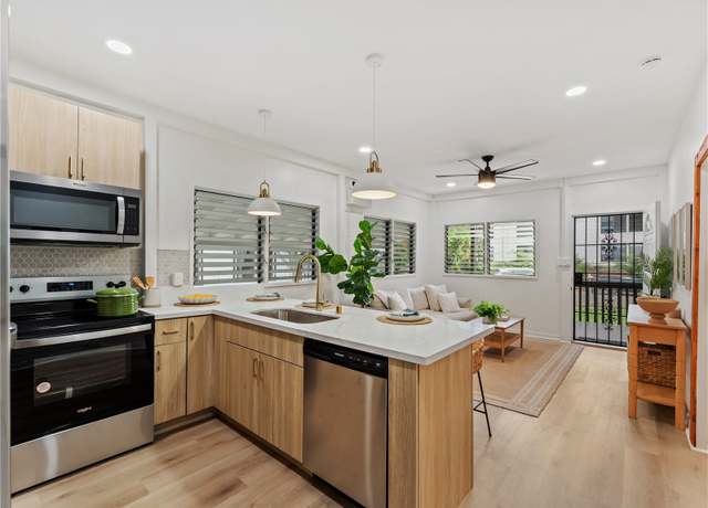 Property at 87-2204 Farrington Hwy Unit A, Waianae, HI 96792, 4 beds, 1.5 baths