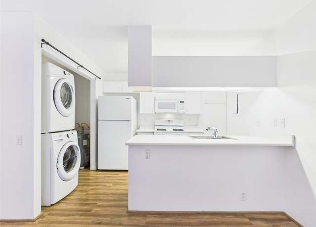 Property at 91-1050 Puamaeole St Unit 8T, Ewa Beach, HI 96706, 1 bed, 1 bath