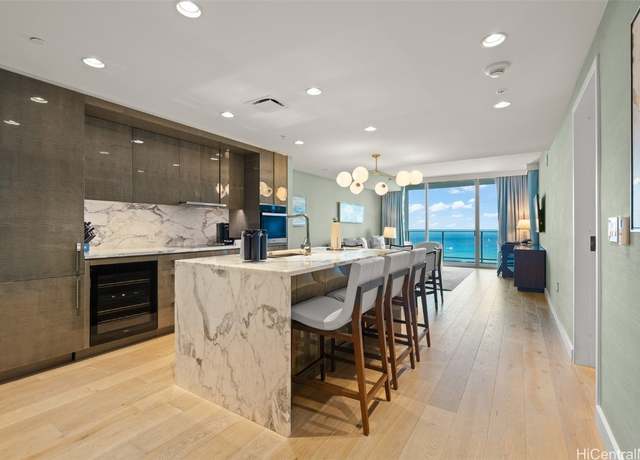 Property at 2139 Kuhio Ave #3602, Honolulu, HI 96815, 2 beds, 3 baths