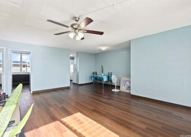 Property at 94-246 Leoku St Unit E306, Waipahu, HI 96797, 3 beds, 1 bath