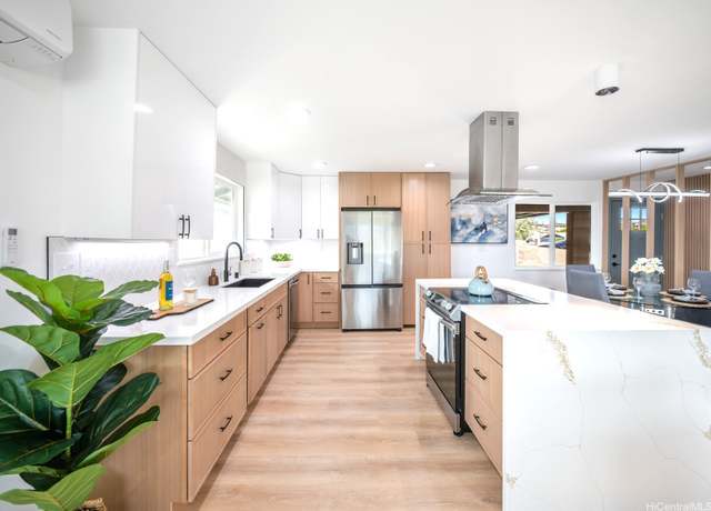 Property at 1129 Ala Aloalo St, Honolulu, HI 96818, 3 beds, 2 baths