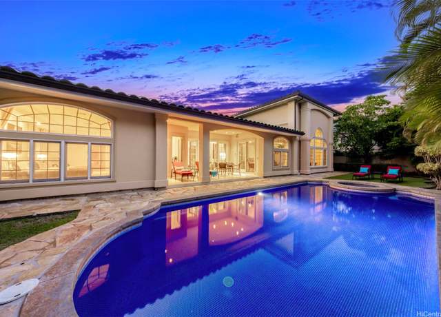 Property at 4743 Kolohala St, Honolulu, HI 96816, 5 beds, 4.5 baths