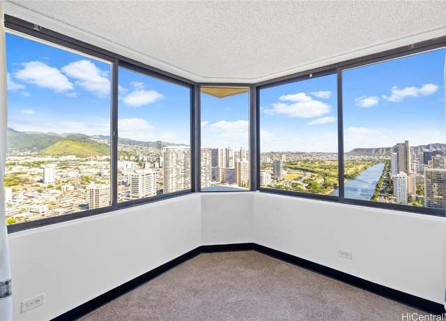 Property at 444 Niu St #3806, Honolulu, HI 96815, 1 bed, 2 baths