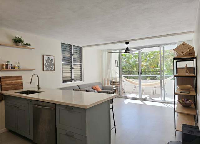 Property at 430 Kaiolu St #209, Honolulu, HI 96815, 1 bed, 1 bath