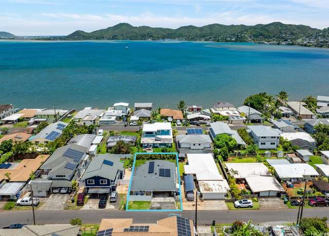 Property at 45-008 Mahalani Cir, Kaneohe, HI 96744, 3 beds, 2.5 baths