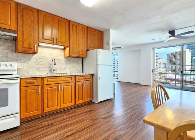 Property at 1655 Makaloa St #903, Honolulu, HI 96814, 1 bed, 1 bath