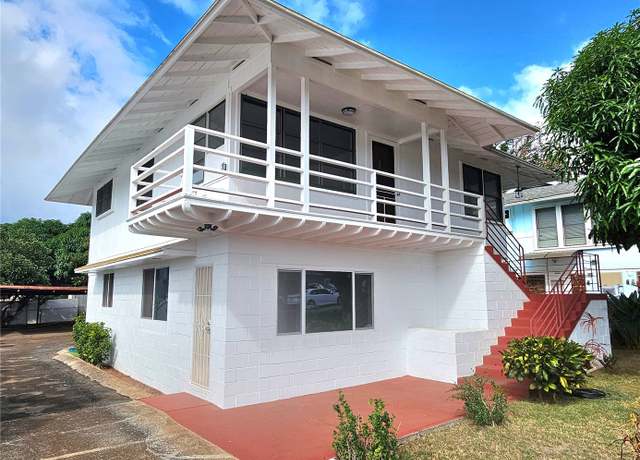 Property at 3216 Kaimuki Ave, Honolulu, HI 96816, 5 beds, 2 baths