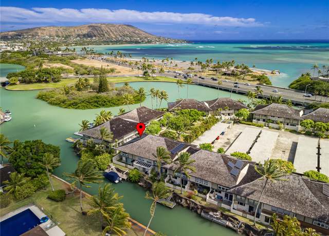 Property at 211 Kawaihae St Unit D1, Honolulu, HI 96825, 3 beds, 2.5 baths