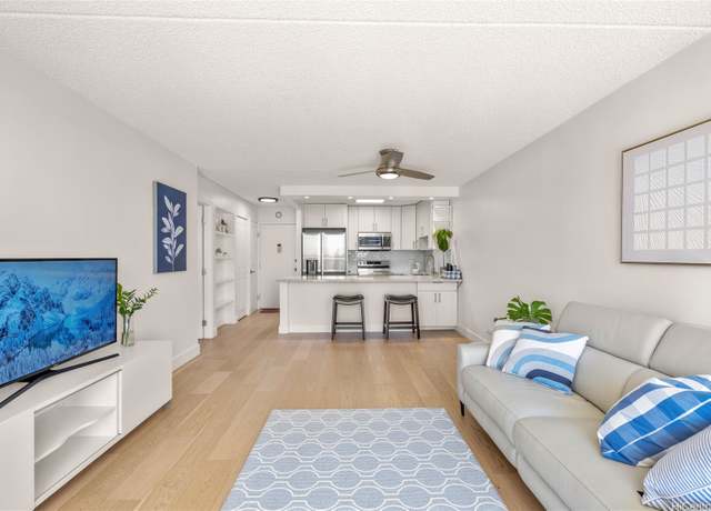 Property at 400 Hobron Ln #2207, Honolulu, HI 96815, 1 bed, 1 bath