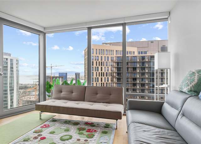 Property at 1001 Queen St #3603, Honolulu, HI 96814, 1 bed, 1 bath