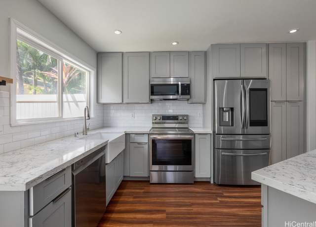 Property at 91-1659 Kaukolu St, Ewa Beach, HI 96706, 3 beds, 2 baths