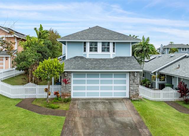 Property at 98-1830 D Kaahumanu St #124, Pearl City, HI 96782, 3 beds, 2.5 baths