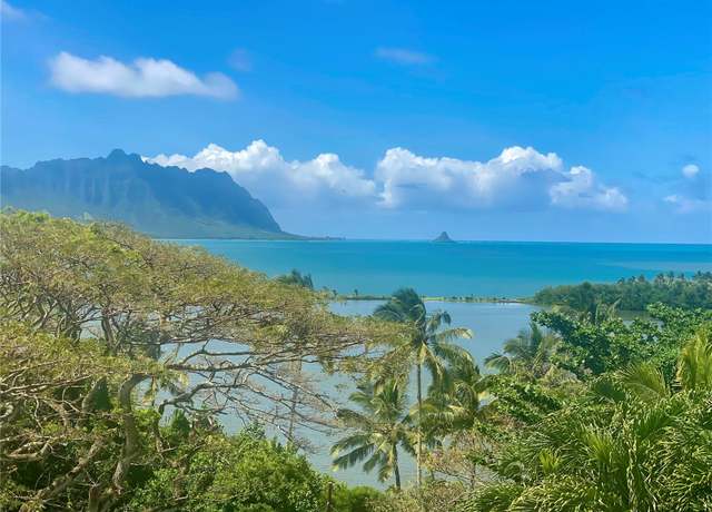 Property at 47-505 Lulani St, Kaneohe, HI 96744, 4 beds, 4 baths