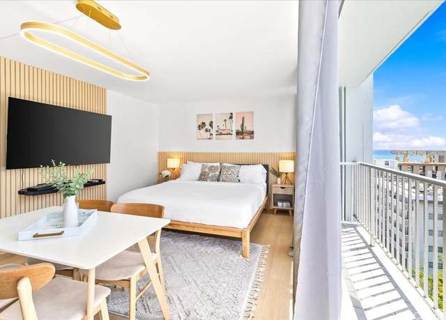 Property at 2427 Kuhio Ave #1205, Honolulu, HI 96815, 1 bath