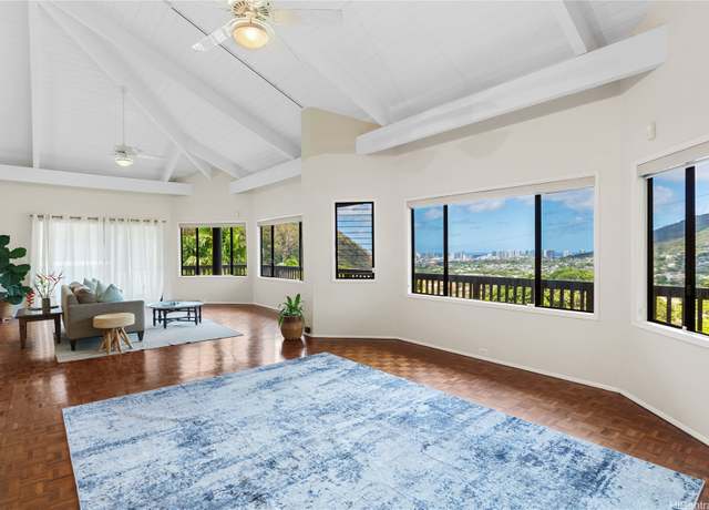 Property at 3385 Paty Dr, Honolulu, HI 96822, 5 beds, 4 baths