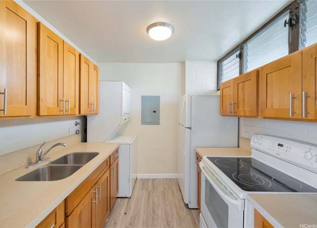 Property at 1134 Kinau St #1202, Honolulu, HI 96814, 1 bed, 1 bath