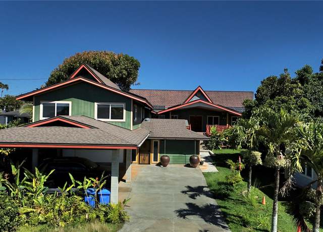 Property at 74 Makaweo Ave, Wahiawa, HI 96786, 8 beds, 8.5 baths