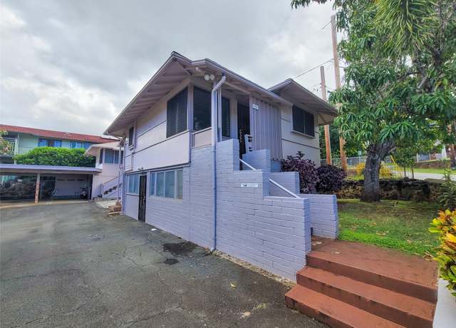 Property at 1708 Nakiu Pl, Honolulu, HI 96822, 7 beds, 4 baths
