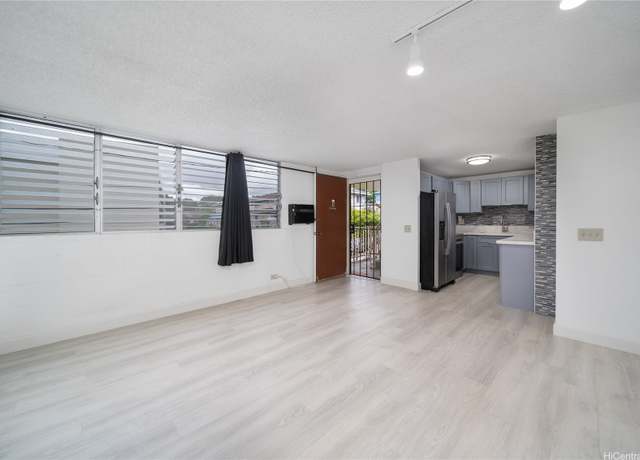 Property at 502 Captain Cook Ave #201, Honolulu, HI 96813, 2 beds, 1 bath