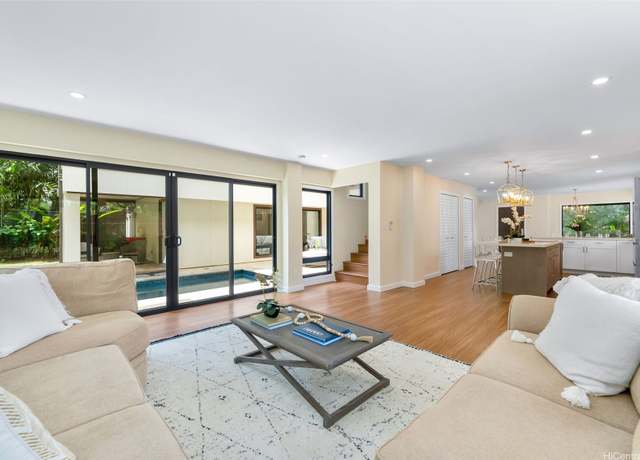 Property at 3002 Diamond Head Rd, Honolulu, HI 96815, 4 beds, 4.5 baths