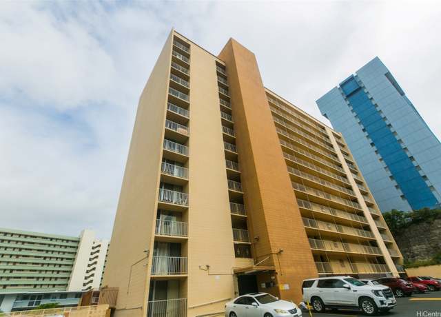 Property at 801 Ala Nioi Pl #706, Honolulu, HI 96818, 3 beds, 2 baths