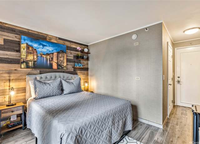 Property at 134 Kapahulu Ave #303, Honolulu, HI 96815, 1 bath