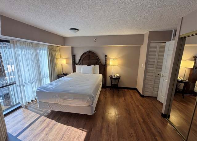Property at 1088 Bishop St #1607, Honolulu, HI 96813, 1 bed, 1 bath