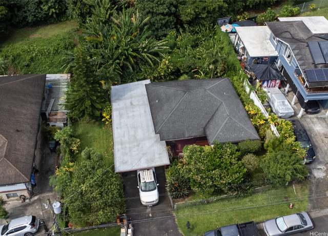 Property at 1563 Kalaepaa Dr, Honolulu, HI 96819, 4 beds, 1 bath