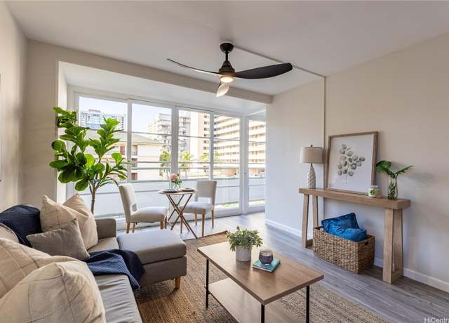 Property at 445 Kaiolu St #604, Honolulu, HI 96815, 1 bed, 1 bath