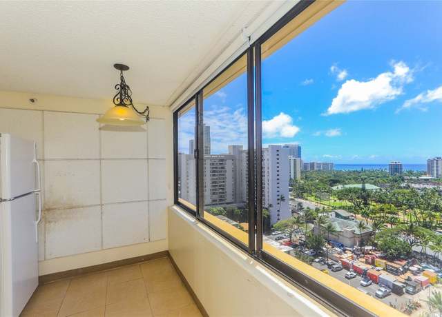 Property at 444 Niu St #1805, Honolulu, HI 96815, 1 bath