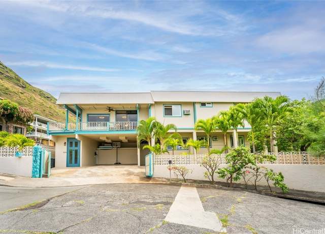 Property at 5216 Hao Pl, Honolulu, HI 96821, 7 beds, 6 baths