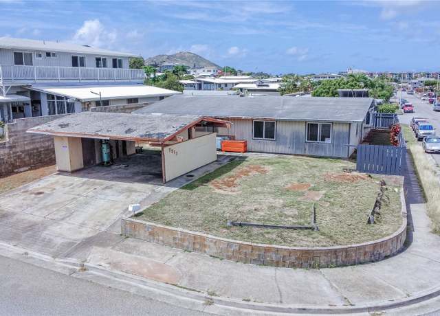 Property at 7211 Aipo Pl, Honolulu, HI 96825, 3 beds, 2 baths