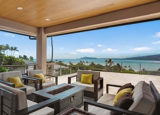Property at 278 Makaweli Pl, Honolulu, HI 96825, 4 beds, 4.5 baths