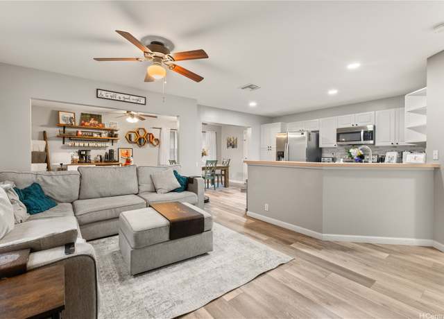 Property at 91-338 Makalea St #52, Ewa Beach, HI 96706, 3 beds, 2.5 baths