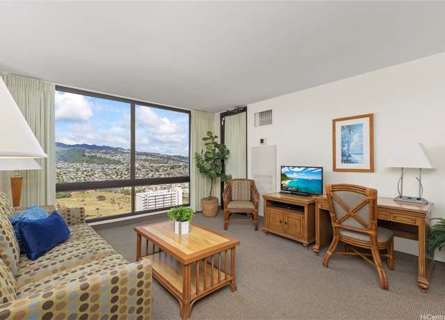 Property at 229 Paoakalani Ave #3711, Honolulu, HI 96815, 1 bed, 1 bath